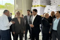 به مناسبت هفته کار و کارگر استاندار کردستان از کارخانه شیر سنندج بازدید کرد