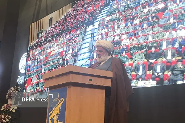 تسلیم در برابر خدا و ولایت، رمز عزت سپاه و ایران اسلامی