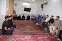 دیدار و تجلیل از خانواده شهید جنگ رمضان+ تصاویر