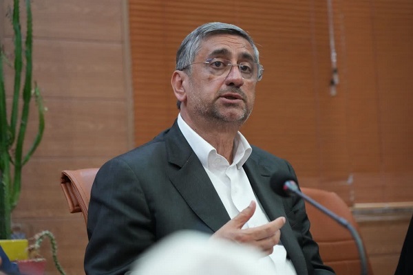 شاهرخی: برخورد جدی با گران‌فروشی و کم‌فروشی در دستور کار قرار دارد