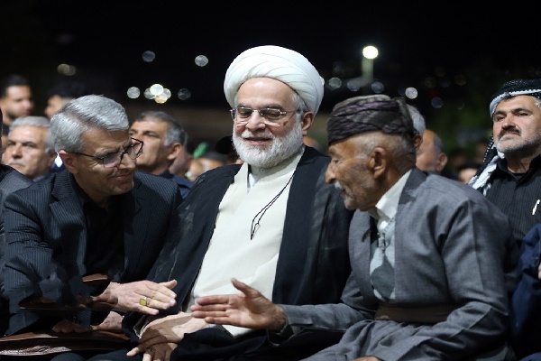 مردم کردستان در ناکام گذاشتن تهدیدات دشمنان علیه مرزهای کشور تأثیرگذار بودند مردم کردستان در ناکام گذاشتن تهدیدات دشمنان علیه مرزهای کشور تأثیرگذار بودند