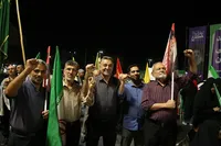 دویست شب مردم ایران زیر پرچم ایستادند