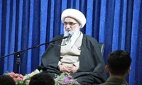 آیت الله صفایی بوشهری: امروز دشمن با تمام توان در میدان حاضر است
