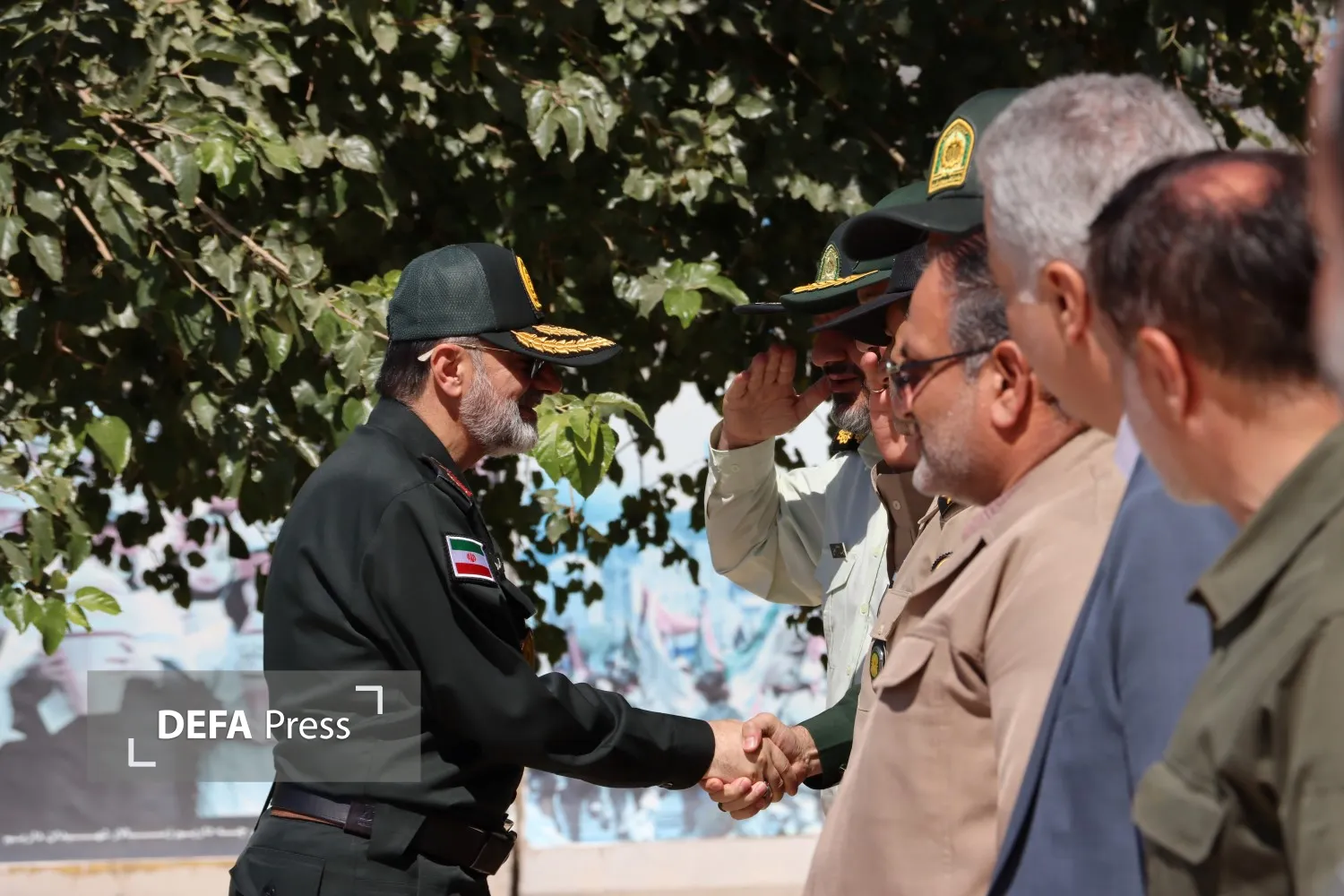 بازدید سردار رادان و سردار کارگر از موزه دفاع مقدس و مقاومت خراسان رضوی