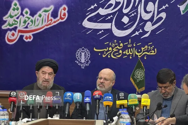 نشست بررسی ابعاد «طوفان الاقصی» با حضور نمایندگان گروه‌های مقاومت برگزار شد
