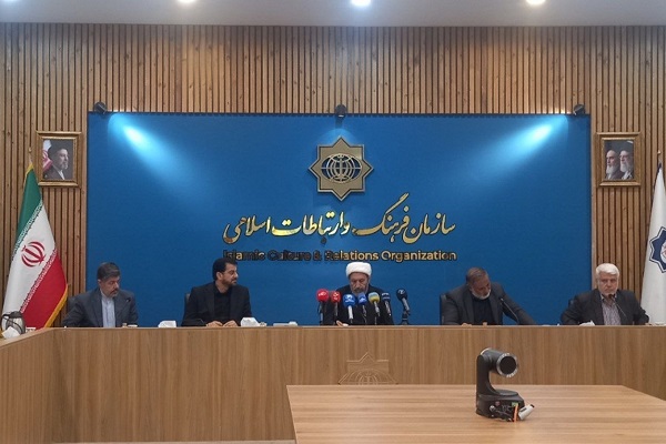 تاثیرگذارترین جلسات شعر فارسی جهان مربوط به جلسه رهبر شهید بود/ اولین کتاب شعر برای قائد امت در مزار شریف منتشر شد تاثیرگذارترین جلسات شعر فارسی جهان مربوط به جلسه رهبر شهید بود/ اولین کتاب شعر برای قائد امت در مزار شریف منتشر شد