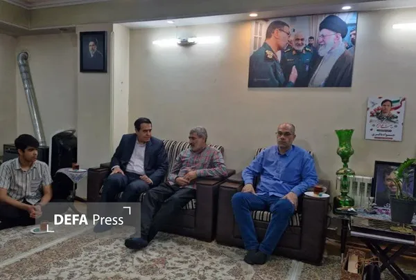 دیدار با خانواده شهید
