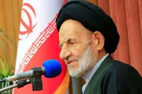 امام حسین(ع) معجزه الهی و محور هدایت بشر است