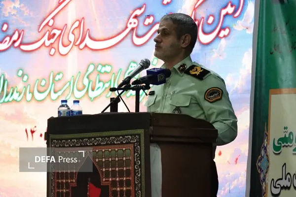 تأکید بر عزم جدی کارکنان انتظامی برای برقراری امنیت در تجمعات و مراسمهای مردمی تأکید بر عزم جدی کارکنان انتظامی برای برقراری امنیت در تجمعات و مراسمهای مردمی
