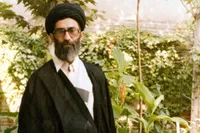 امام خامنه‌ای پرچم‌دار مبارزه در مشهد