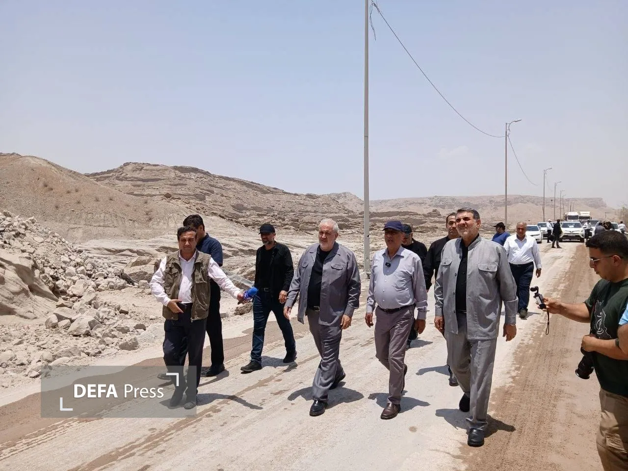 بررسی وضعیت هرمزگان با حضور مقامات دولت در بندرعباس بررسی وضعیت هرمزگان با حضور مقامات دولت در بندرعباس