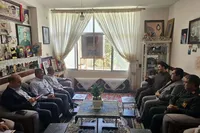 دیدار مسئولان نظرآباد با خانواده شهید رضا کارگربرزی