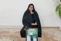 فیلم/ مادر شهید: پرچم ایران خود را همواره سرفراز نگه می‌داریم