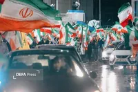 حضور گستردهٔ کرمانی‌ها در میدان آزادی+ تصاویر