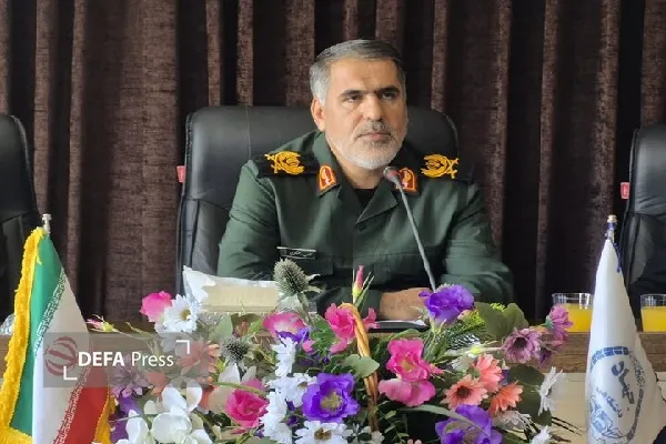 تنها راه حفظ عزت و استقلال کشور، حفظ وحدت و حرکت در مسیر ولایت است تنها راه حفظ عزت و استقلال کشور، حفظ وحدت و حرکت در مسیر ولایت است