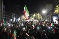 تصاویر/ ایلامیان خستگی‌ناپذیر امشب هم پرشور حاضر شدند