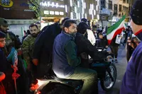 Brigadier General Hassanzadeh's Presence at the Nightly Gathering of the People of the Capital