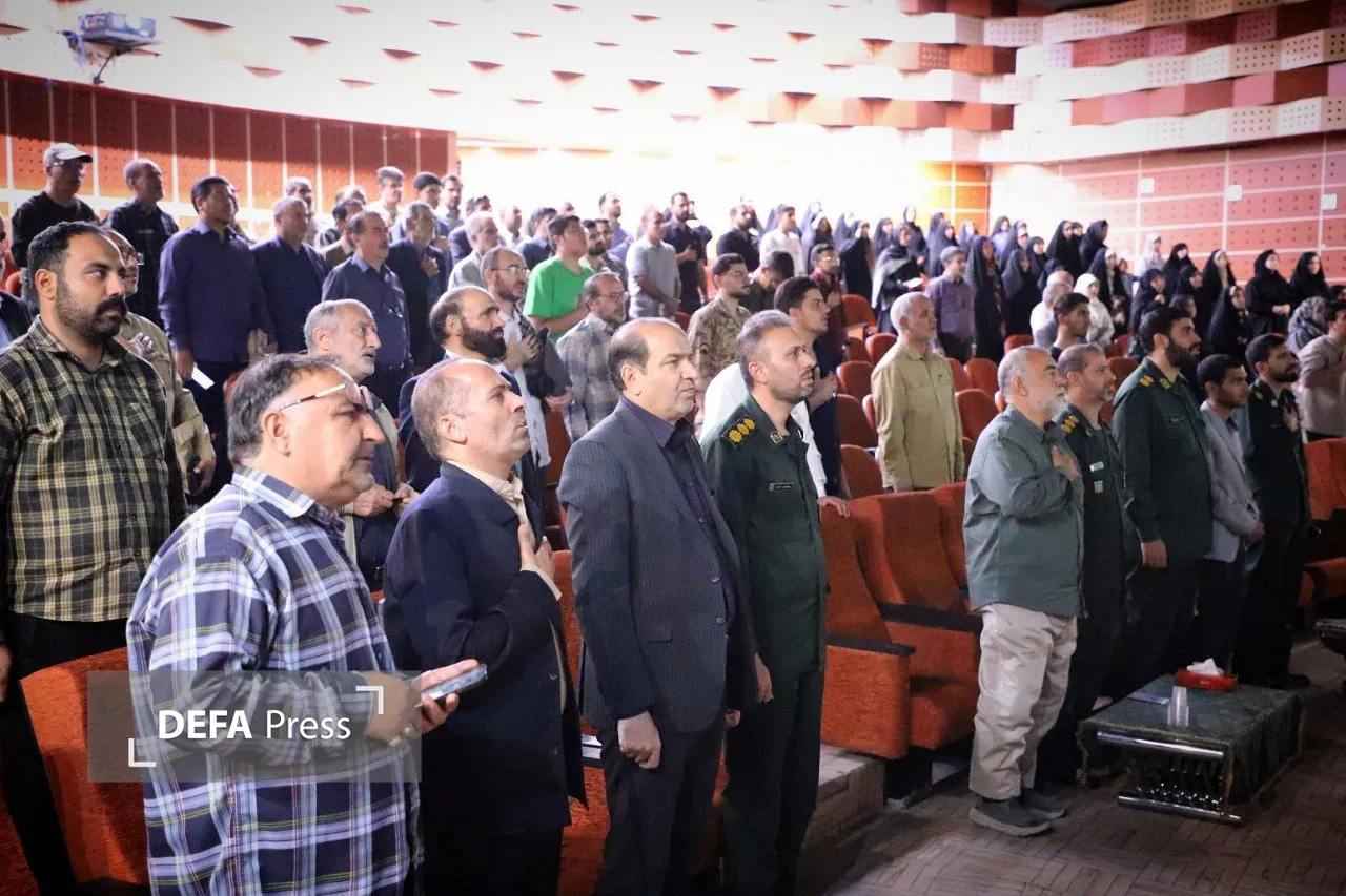 تصاویر/ مراسم نهمین سالگرد شهادت فاتح تدمر «شهید عبدالله خسروی» در اراک