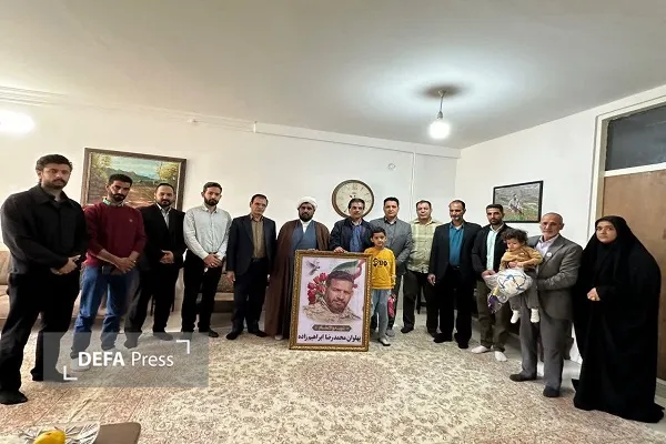 دیدار با خانواده شهید