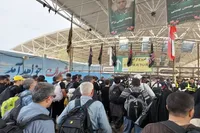 فیلم/تردد روان زائران اربعین در مرز مهران