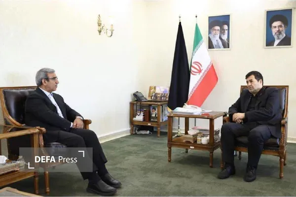 دیدار با وزیر ورزش و جوانان دیدار با وزیر ورزش و جوانان
