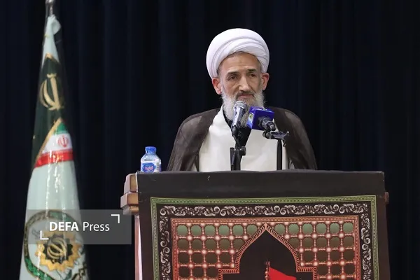 آیت الله محمدی لائینی: خون شهدا ره آورد ایمان و ایستادگی عاشورایی است