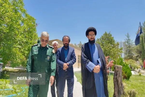 بازدید از المان شهید گمنام در دانشگاه فرهنگیان یاسوج