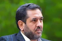 شب‌خیز: شعر انقلاب از حاشیه به متن تاریخ بشریت راه یافت