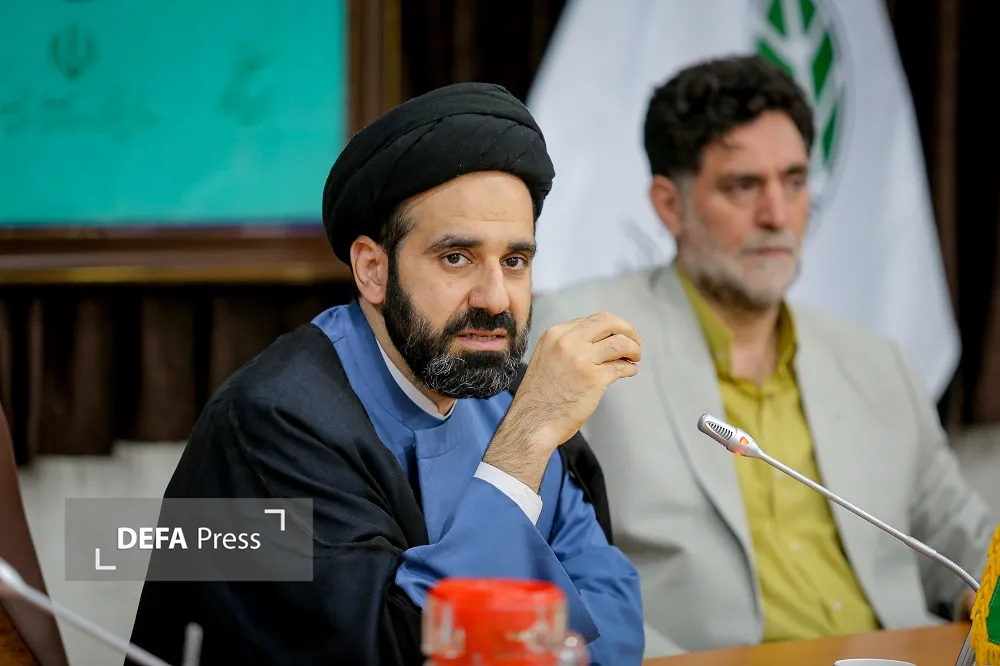 عضو هیئت امنای انجمن سینمای جوانان ایران