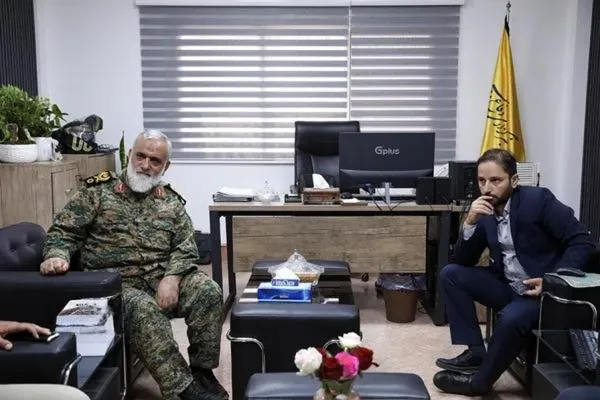 بازدید سردار نقدی از خبرگزاری دفاع مقدس بازدید سردار نقدی از خبرگزاری دفاع مقدس
