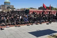 نماز ظهر عاشورا در گلزار شهدای قزوین اقامه شد