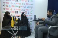 فیلم/ نویسنده کتاب «خط مقدم» میهمان غرفه خبرگزاری دفاع مقدس شد