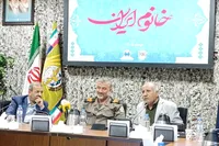 اکرامی‌فر: زنان از خادم ادبیات به آفریننده ادبیات تبدیل شوند