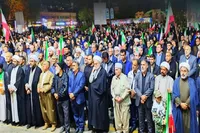 عالم اهل سنت کردستان بر وحدت ملی در برابر تهدیدات بین‌المللی تأکید کرد
