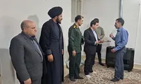 مدیرکل کار لرستان با خانواده شهیدان «سفیدپری» دیدار کرد