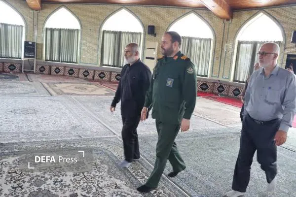 ادای احترام مدیرکل حفظ آثار دفاع مقدس مازندران به شهدای گمنام نکا+ تصاویر