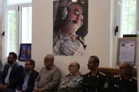 تصاویر/ حضور همرزمان سپهبد شهید پاکپور در منزل مادر فرمانده کل سپاه پاسداران انقلاب اسلامی