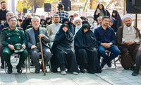 فیلم/ مادر شهید ربانی برای اولین بار مزار فرزند شهید خود را زیارت کرد