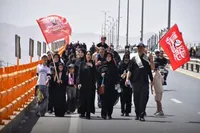 فیلم/ واکنش زائران اربعین حسینی به زورگویی ترامپ