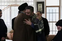 تصاویر/ دیدار نماینده ولی فقیه در بنیاد شهید با خانواده شهید محمد محمدی الموتی