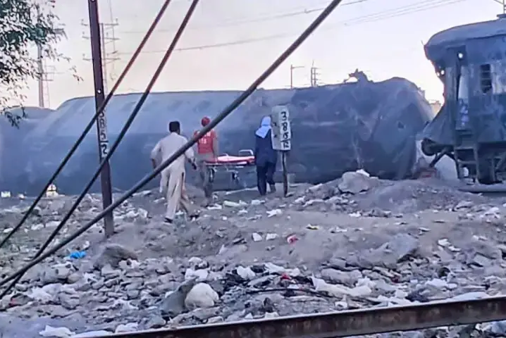 Details of the Suicide Attack on a Passenger Train in Quetta, Pakistan Details of the Suicide Attack on a Passenger Train in Quetta, Pakistan