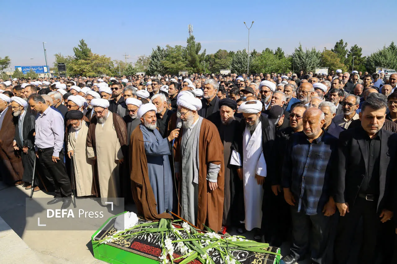 تصاویر/ مراسم تشییع «حجت‌الاسلام نوبری» در آذربایجان شرقی