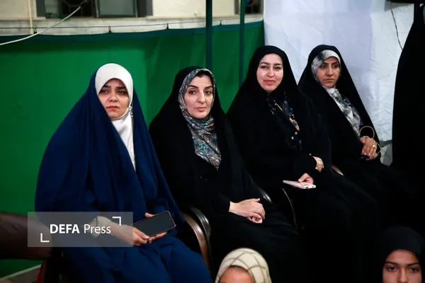 دفاع پرس یزد