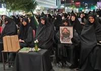 نوکریِ حسین(ع) تا شهادت؛ مسجد سالار شهیدان، مادرِ شهیدِ عاشورایی را در آغوش کشید‌