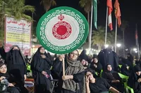 پرچم ایران با تار و پود نام شهدا در لامرد جان گرفت
