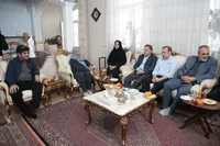دیدار استاندار زنجان با هنرمند جانباز «رضا نجفی»