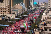 حضور ۸ میلیون نفر در مراسم تشییع آقای شهید ایران در مشهد