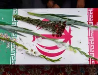 تشییع پیکر مطهر شهید ۱۳ ساله جنگ رمضان در خرمشهر