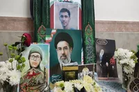 در نخستین برنامه پویش «اول خانواده شهدا»، خانواده شهید «محمدمهدی حسین‌خانی» در کرمان تجلیل شد+تصاویر