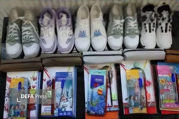 دانش آموزان